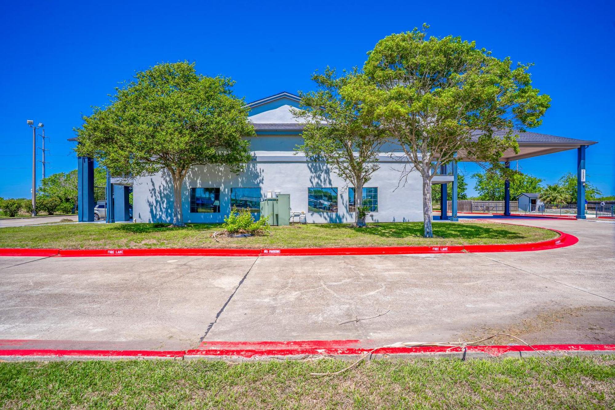 Executive Inn Port Lavaca By Oyo Exterior foto